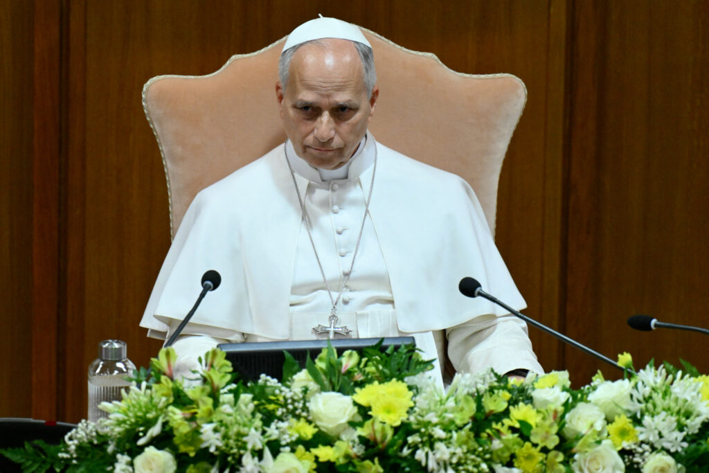 Empêcher l’IA de dominer l’humain: Le pape appelle à «désarmer» l’intelligence artificielle image principale