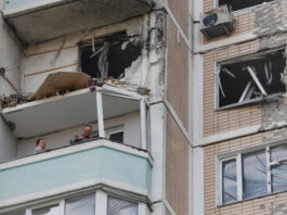 Guerre en Ukraine: Kiev lance 600 drones sur la Russie image principale