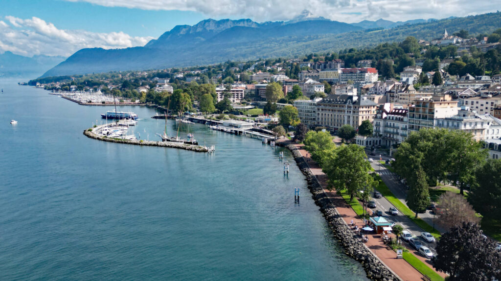 Sommet international: Les habitants d’Évian s’inquiètent de voir leur quotidien basculer à cause du G7 image principale Sommet international: Les habitants d’Évian s’inquiètent de voir leur quotidien basculer à cause du G7 image principale