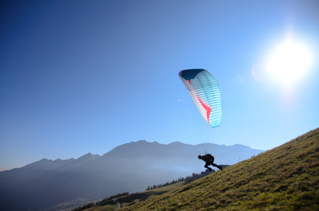 France voisine: Un parapentiste rate son décollage et se blesse en Haute-Savoie image principale France voisine: Un parapentiste rate son décollage et se blesse en Haute-Savoie image principale