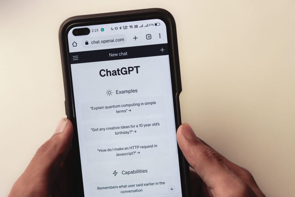 Ils lancent un appel pour boycotter ChatGPT et les autres image principale