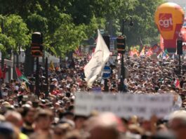 Les sénateurs approuvent le travail le 1er-Mai pour les salariés des boulangeries et des fleuristes, la gauche dénonce une "b