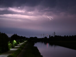 Orages en France et Belgique: De violents orages balaient le nord de l’Europe et font un mort image principale