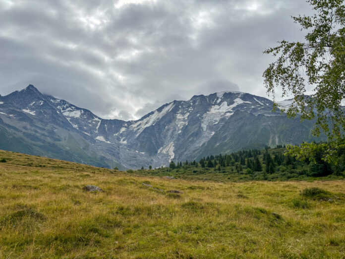Taxe de séjour en France: Un village de Haute-Savoie fait trembler Booking Taxe de séjour en France: Un village de Haute-Savoie fait trembler Booking image principale